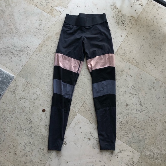 Leggings - Picture 1 of 4